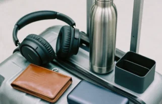 Best Travel Gadgets for Flights & Airports That Frequent Flyers Swear By (2026)