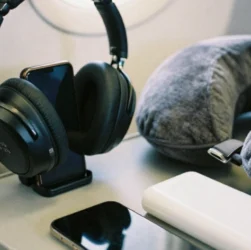 Best Carry-On Travel Gadgets That Are TSA-Approved for Flights